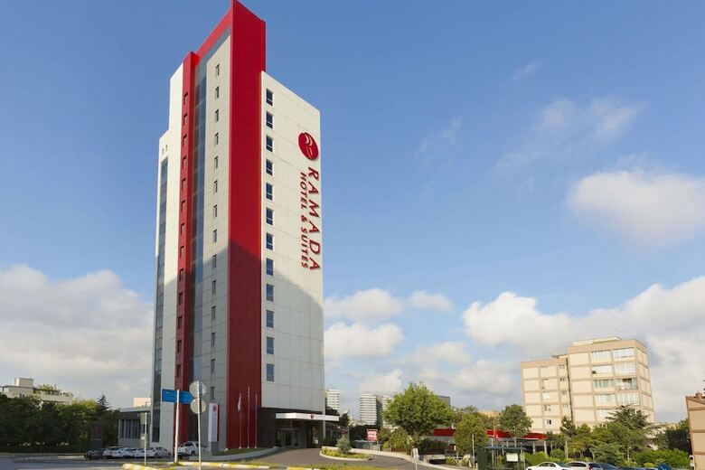 Ramada Hotel & Suites By Wyndham Istanbul Atakoy
