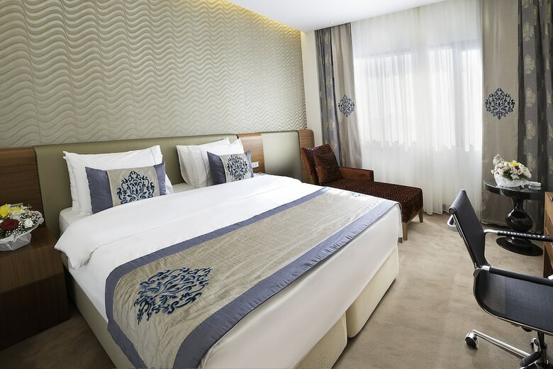 Ramada Hotel & Suites By Wyndham Istanbul Atakoy