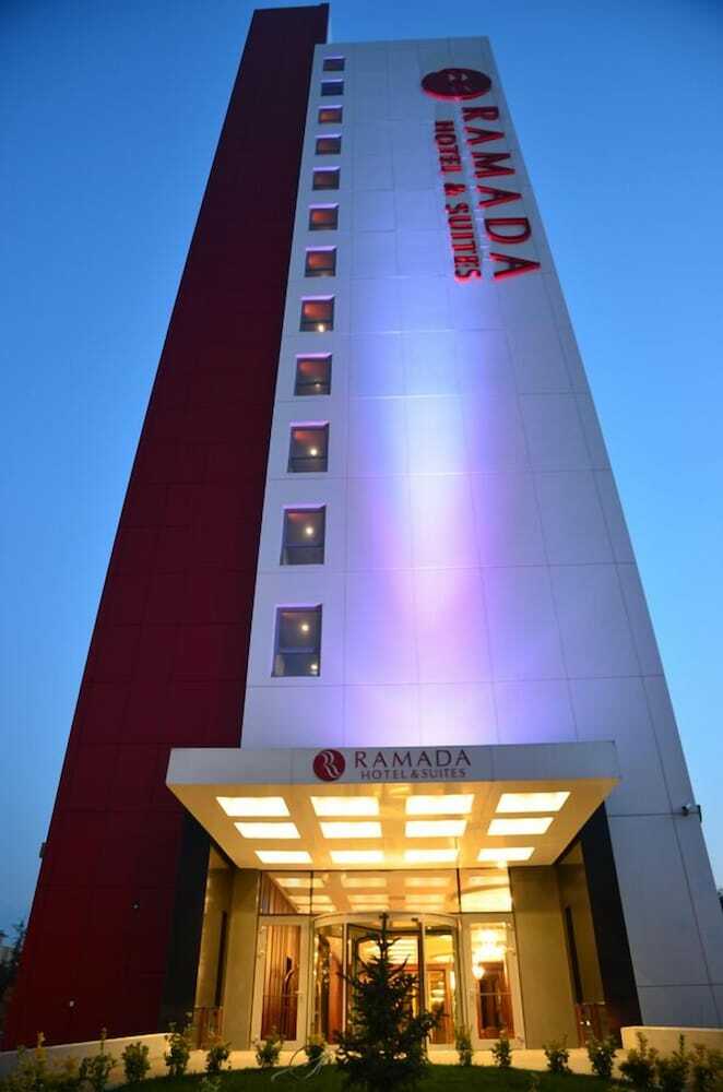 Ramada Hotel & Suites By Wyndham Istanbul Atakoy