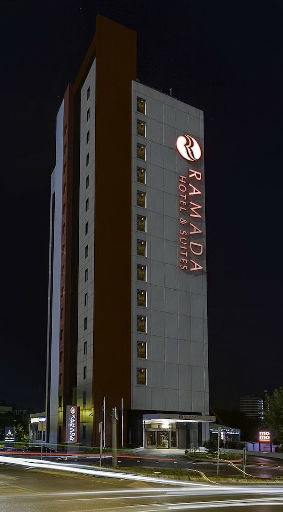 Ramada Hotel & Suites By Wyndham Istanbul Atakoy
