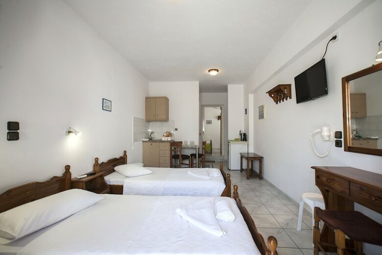 Hotel Kapetanos Rooms