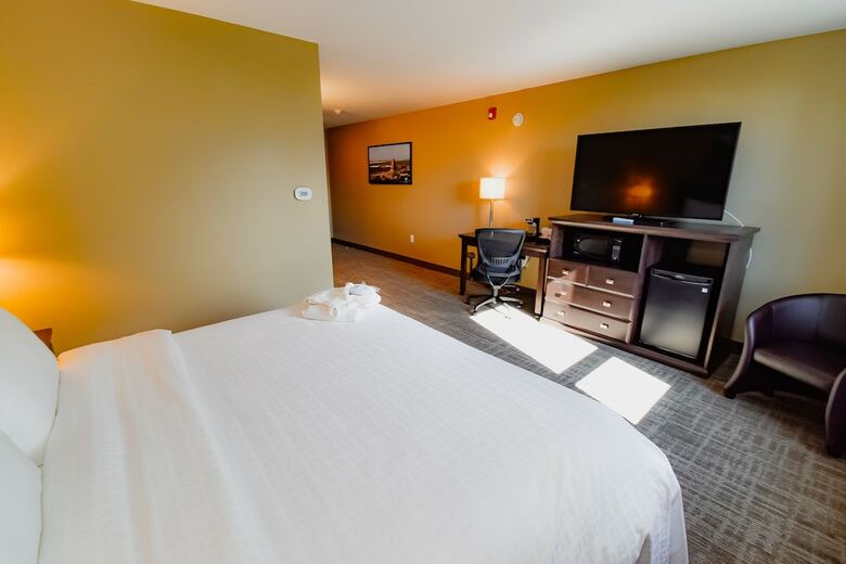 Hotel Canad Inns Destination Centre Transcona