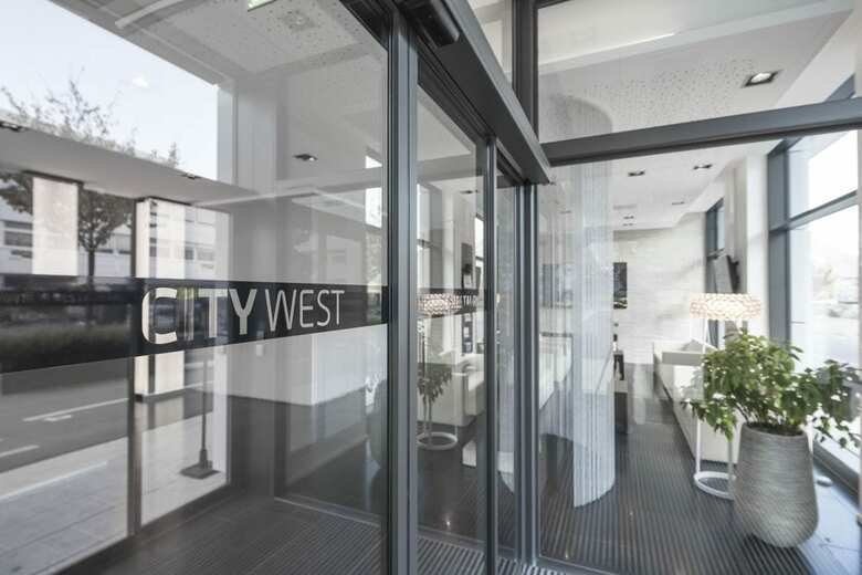 City West Hotel & Restaurant
