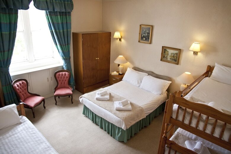 Buccleuch Arms Hotel & Restaurant