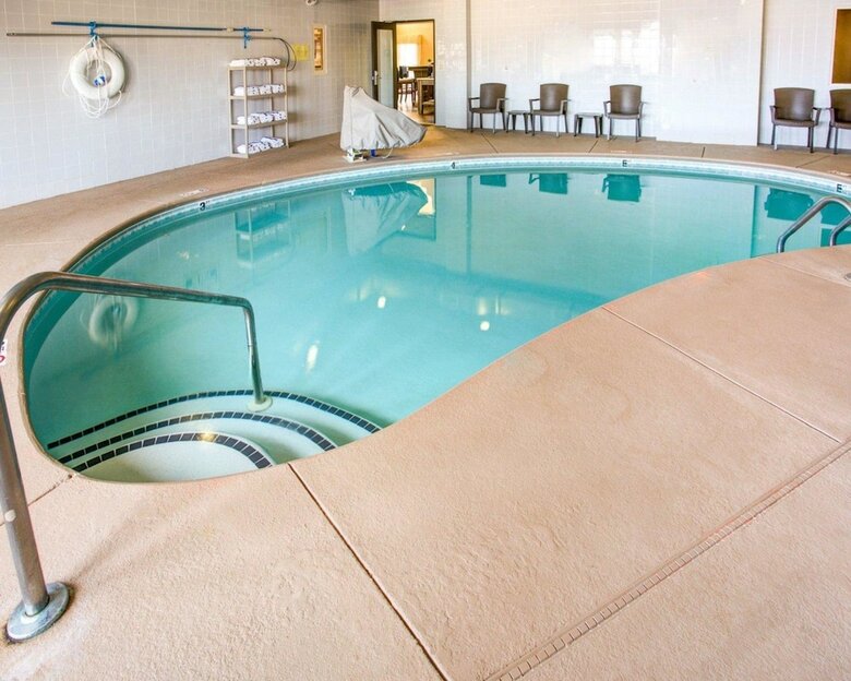Hotel Comfort Suites