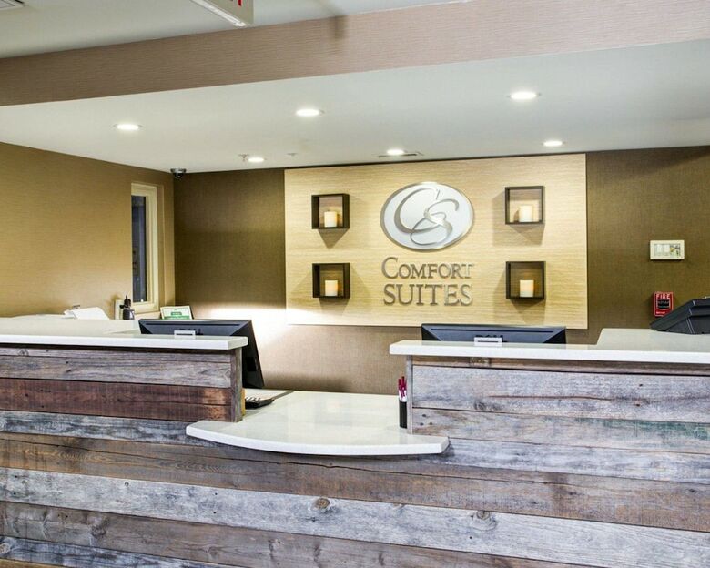 Hotel Comfort Suites