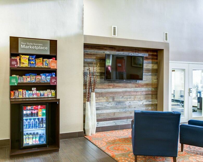 Hotel Comfort Suites
