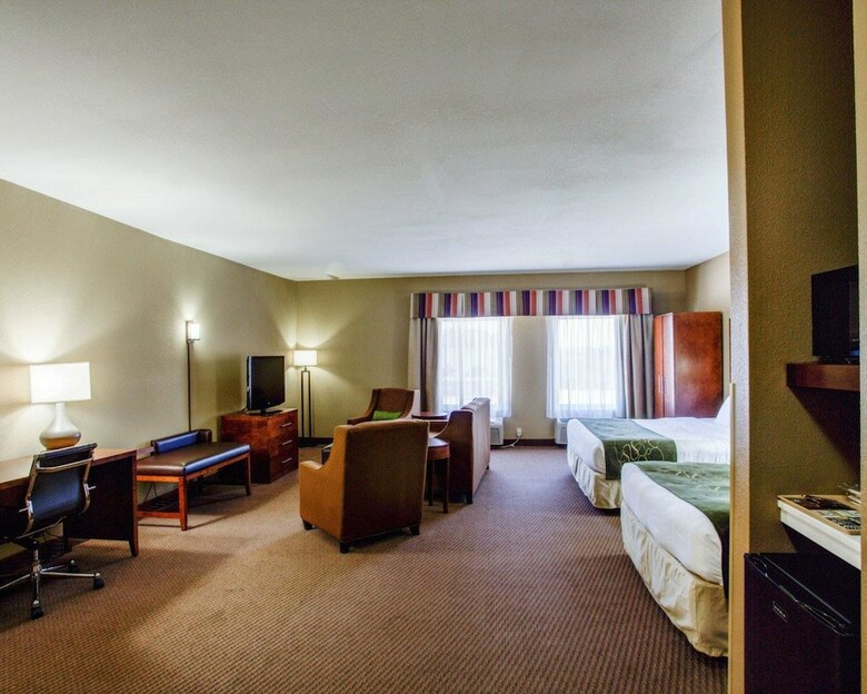 Hotel Comfort Suites