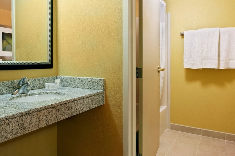 Hotel Courtyard By Marriott Tallahassee North/i-10 Capital Circle
