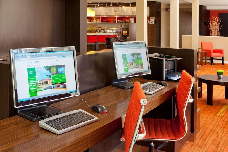 Hotel Courtyard By Marriott Columbus