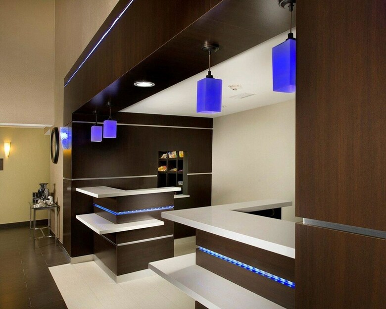 Hotel Comfort Suites Waco North