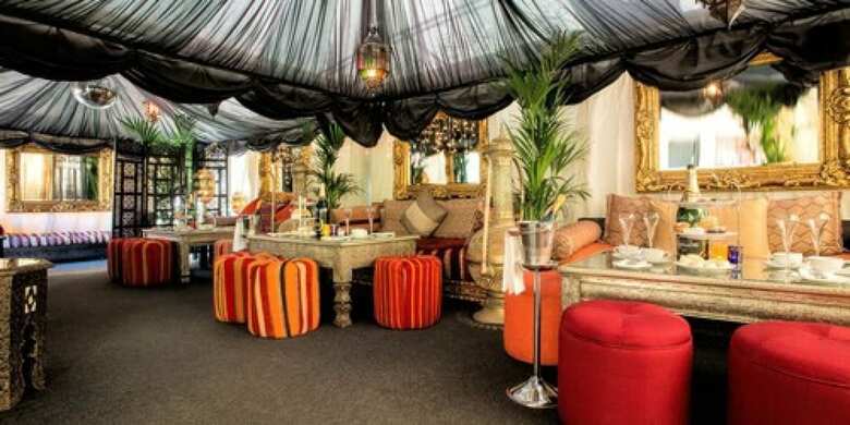 Hotel The Crazy Bear Beaconsfield