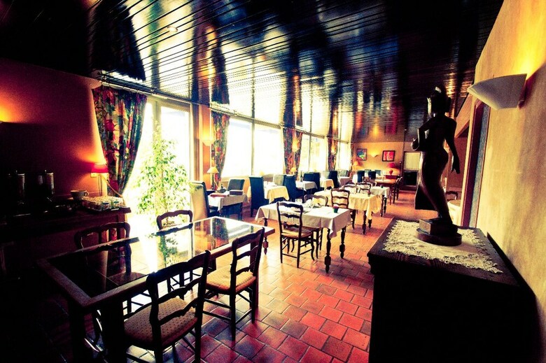 Hotel H�tel Restaurant Le Casteltinet