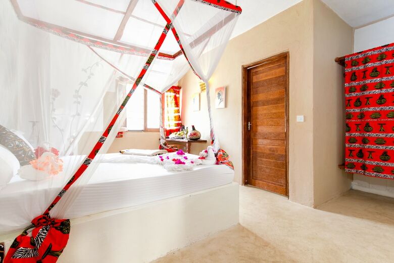 Hotel Paradise Beach Resort