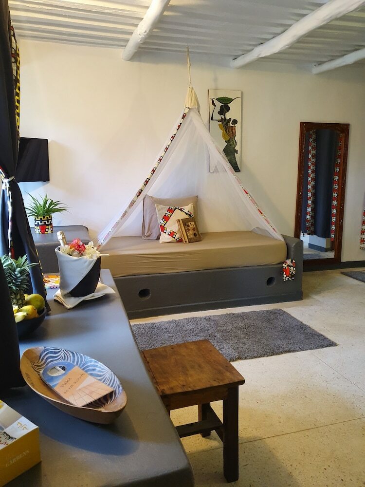 Hotel Paradise Beach Resort