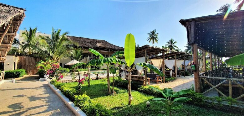 Hotel Paradise Beach Resort