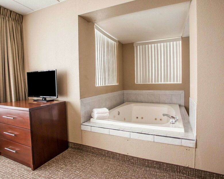 Hotel Quality Inn & Suites Orland Park - Chicago
