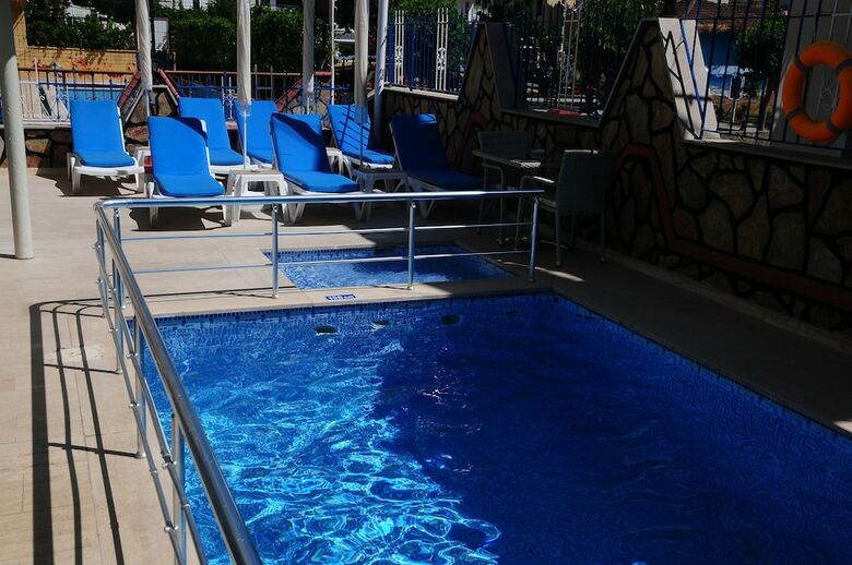 Hildegard Hotel