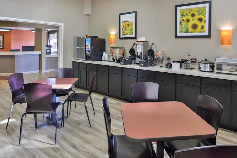 Hotel Kelly Inn Fargo North Dakota