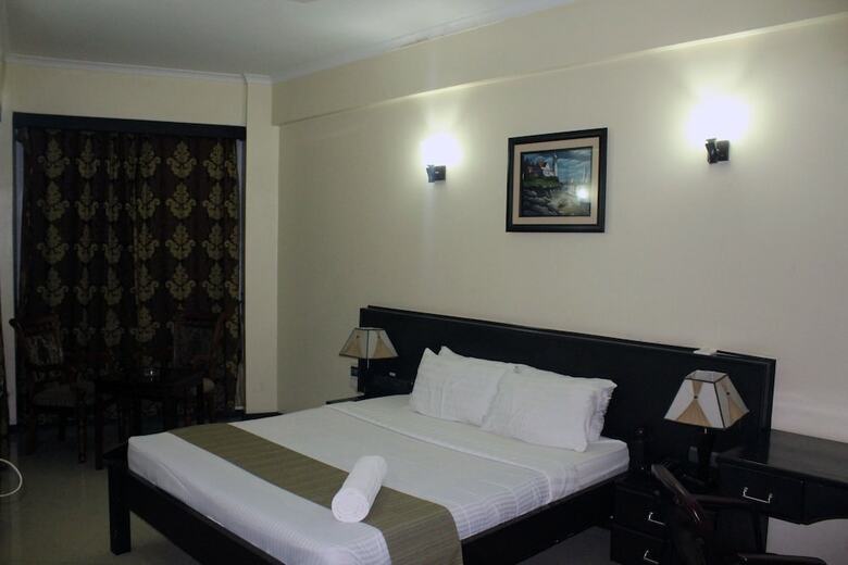 Hotel Sapphire