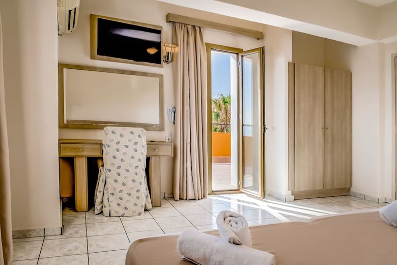 Porto Greco Village Beach Hotel