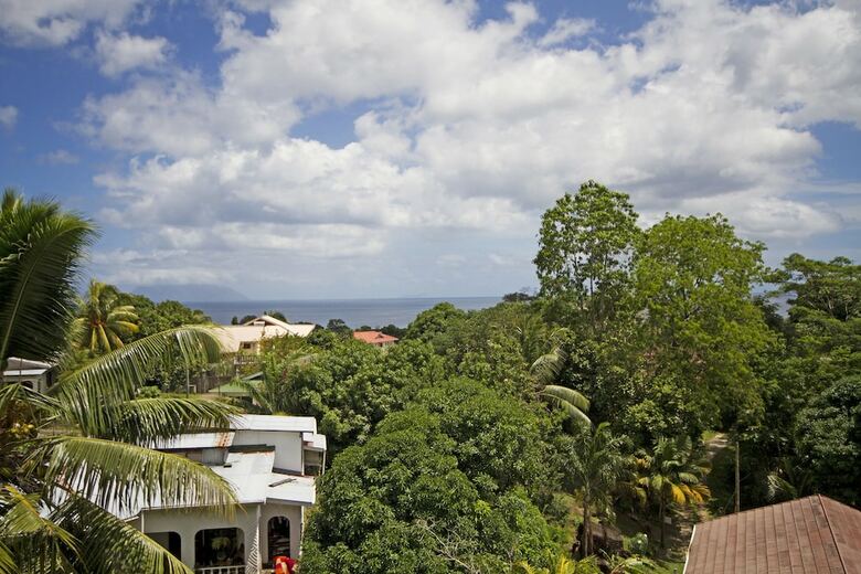 Apartamentos The Palm Seychelles