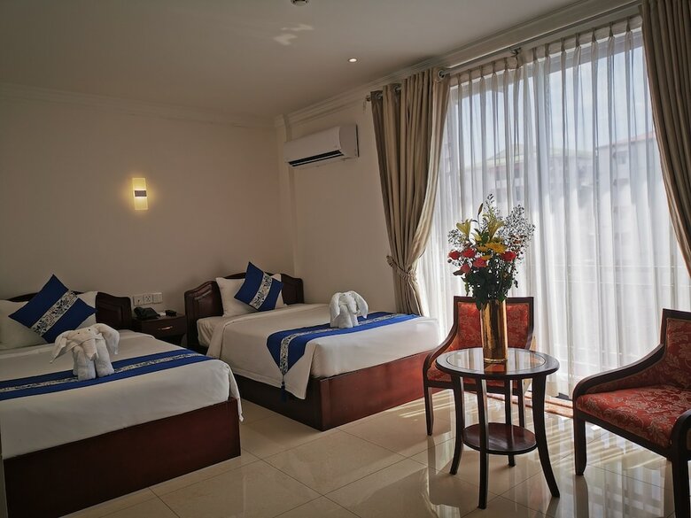 Jun Yue Hotel