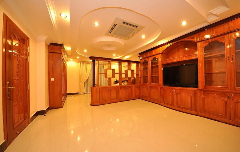 Jun Yue Hotel