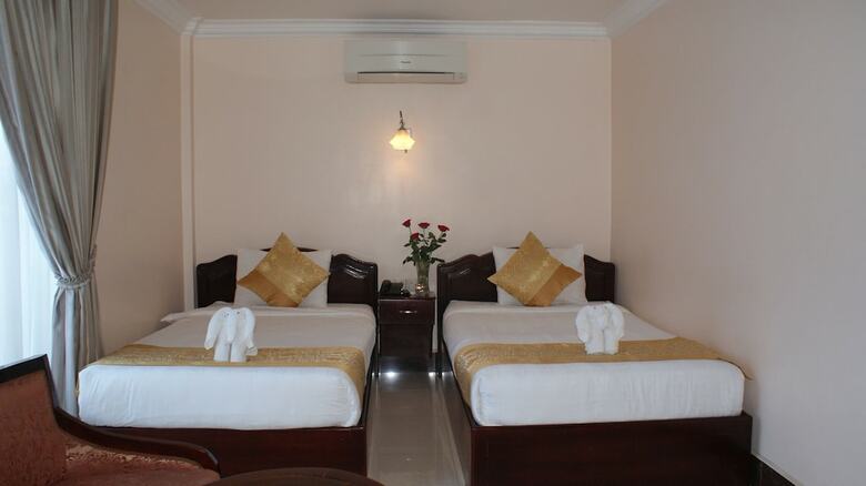 Jun Yue Hotel