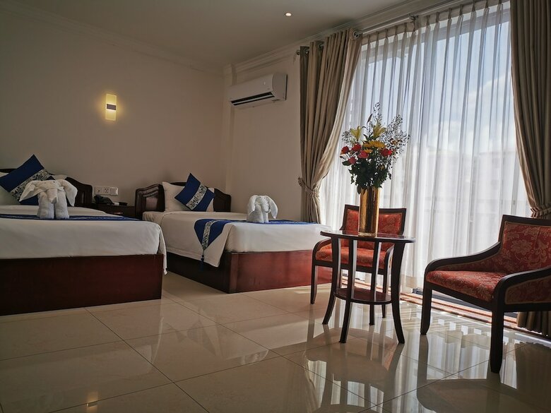 Jun Yue Hotel