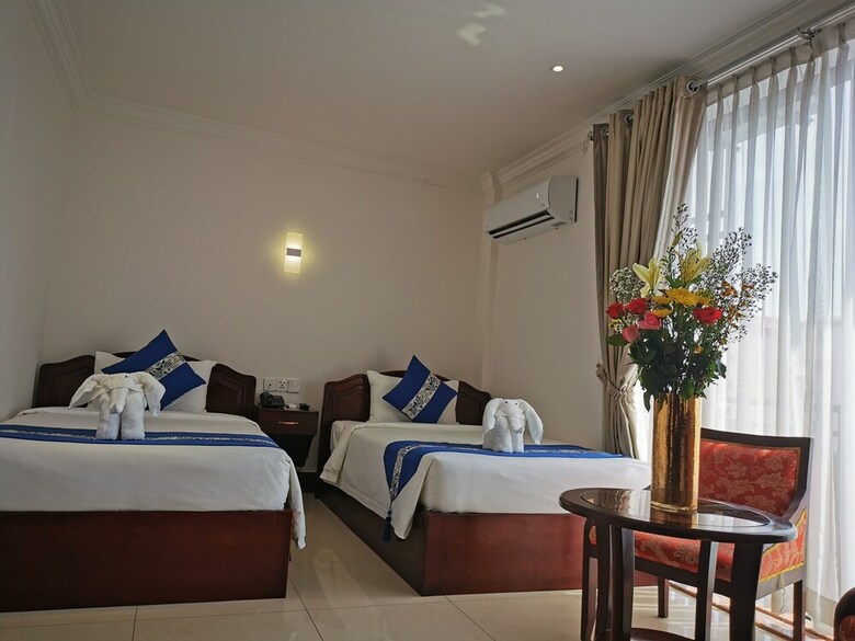 Jun Yue Hotel