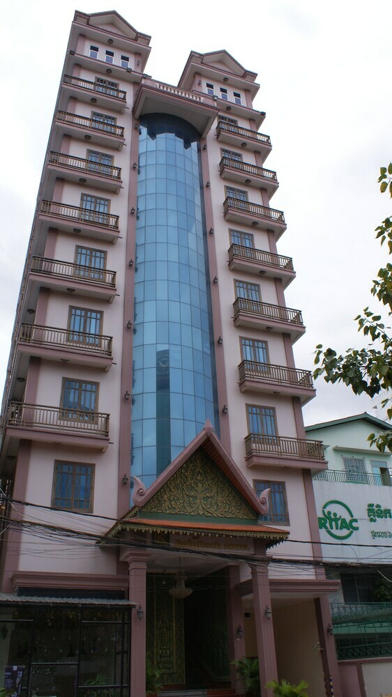 Jun Yue Hotel