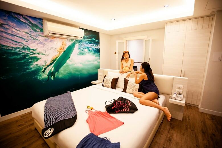 Must Sea Hotel Kata