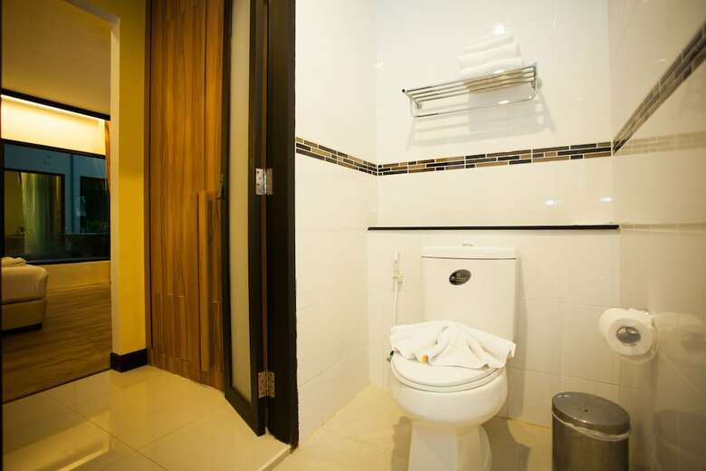Must Sea Hotel Kata