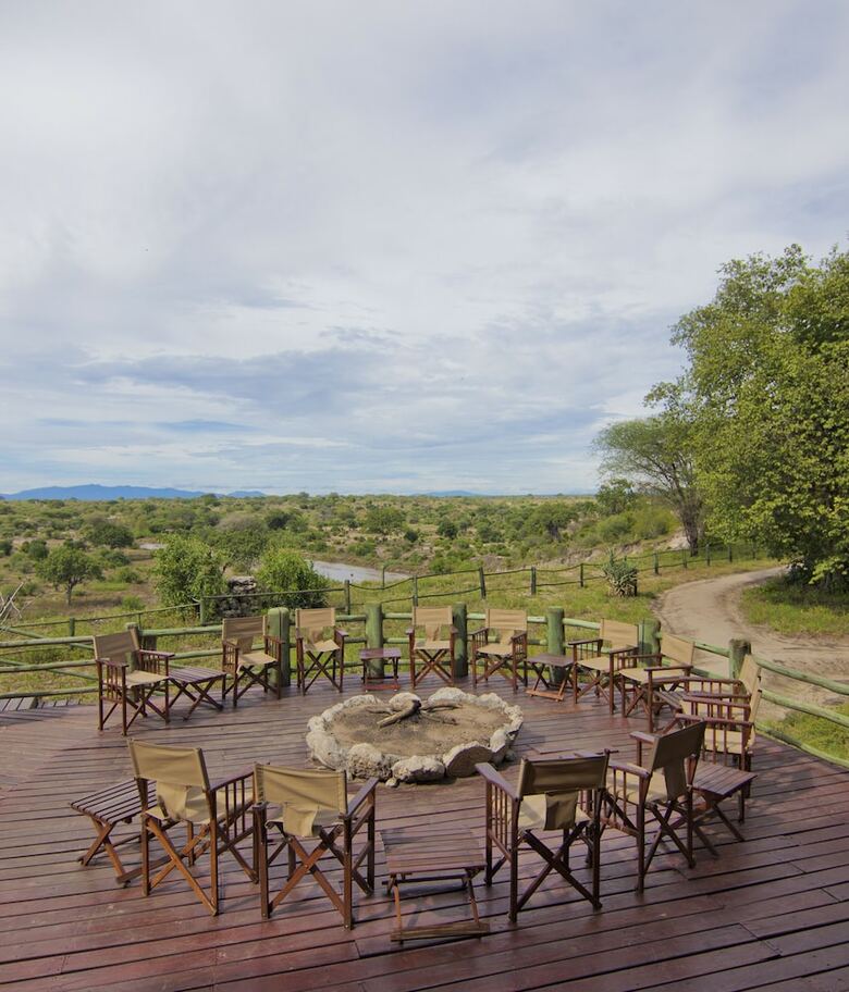 Mbali Mbali Tarangire River Camp