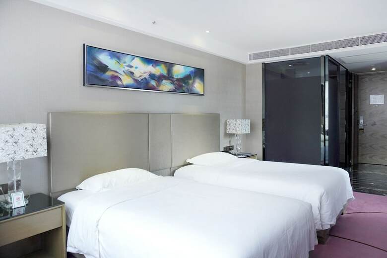 La Perle International Hotel