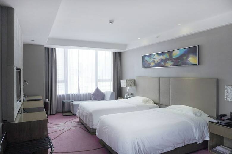 La Perle International Hotel