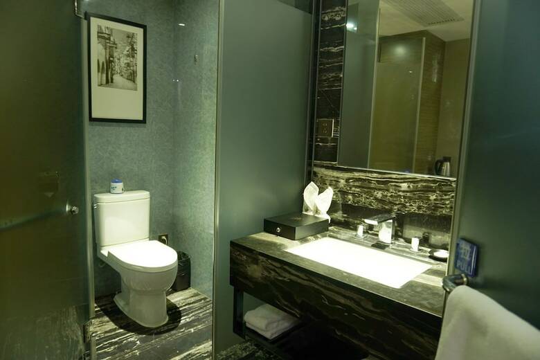 La Perle International Hotel