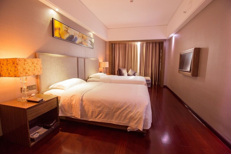 La Perle International Hotel