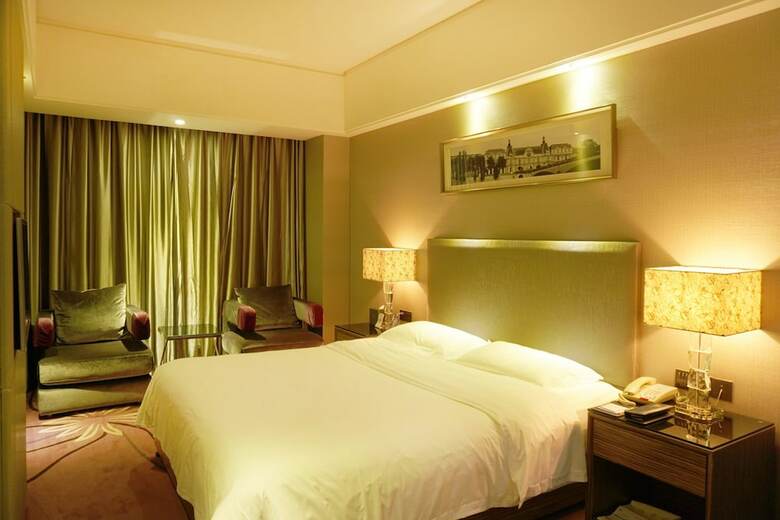 La Perle International Hotel