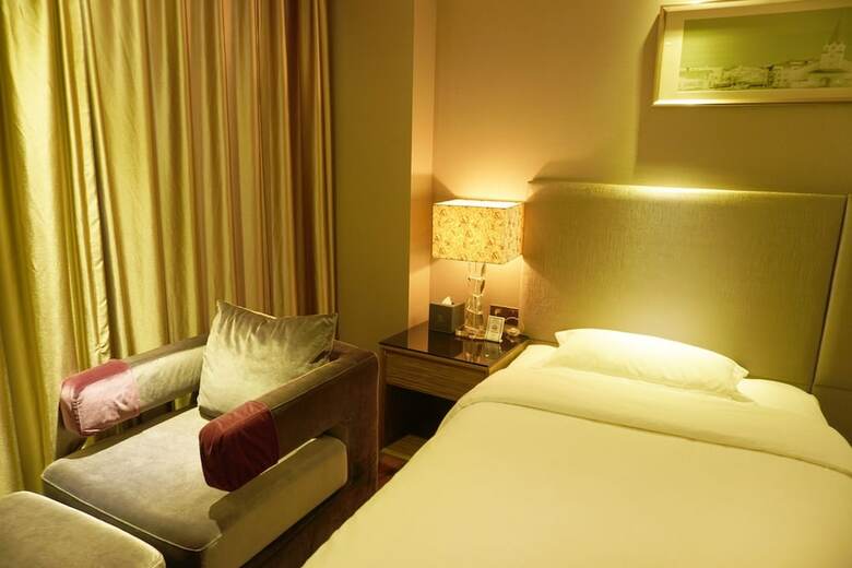 La Perle International Hotel