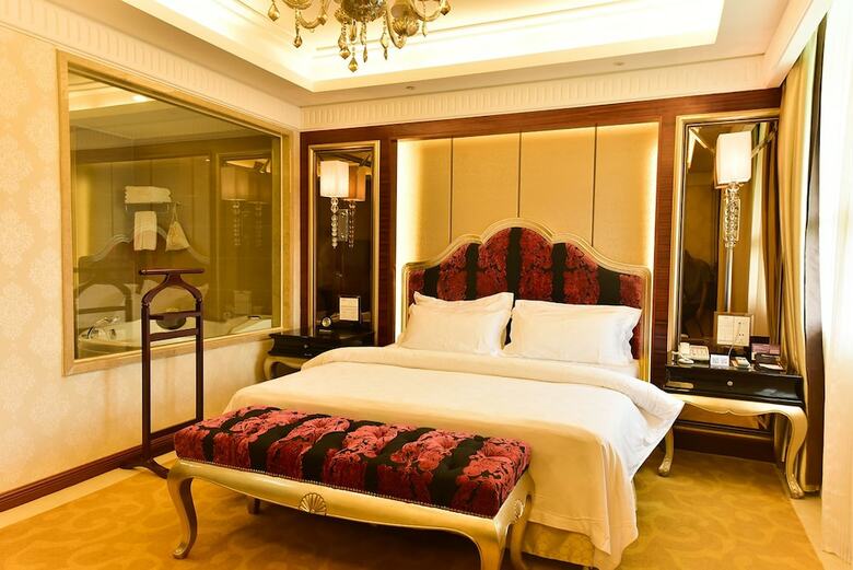 Hotel Metropolo Wuyishan Resort