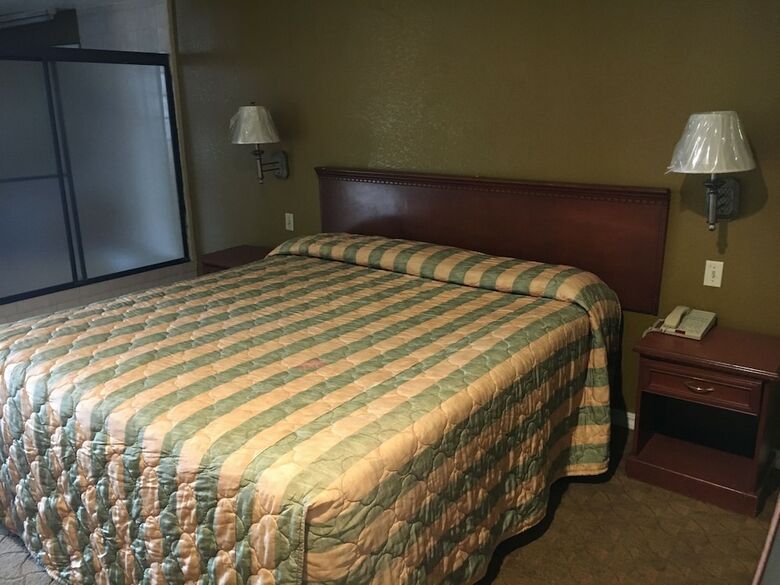 Motel Bellflower Travel Inn