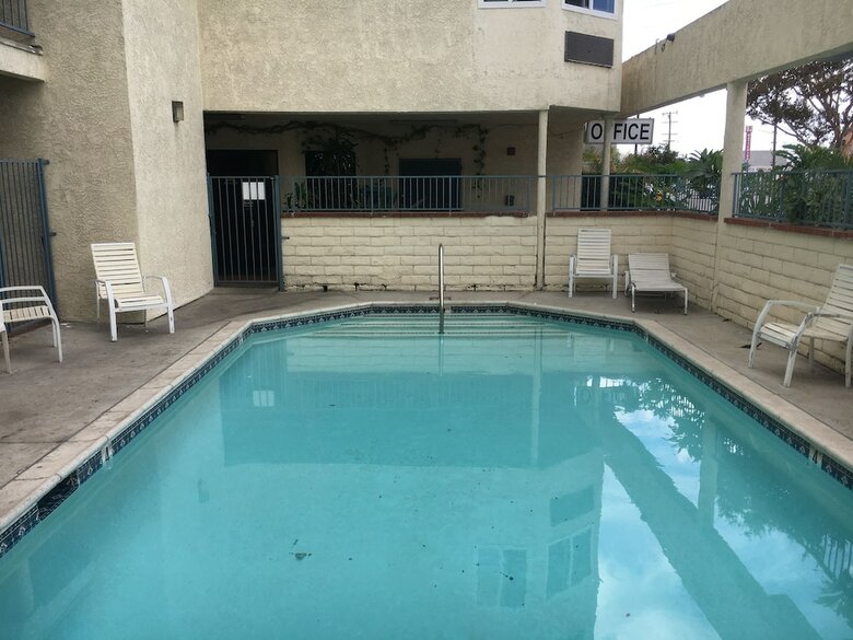 Motel Bellflower Travel Inn