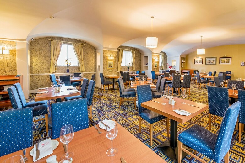 Ramada By Wyndham Loughborough Hotel