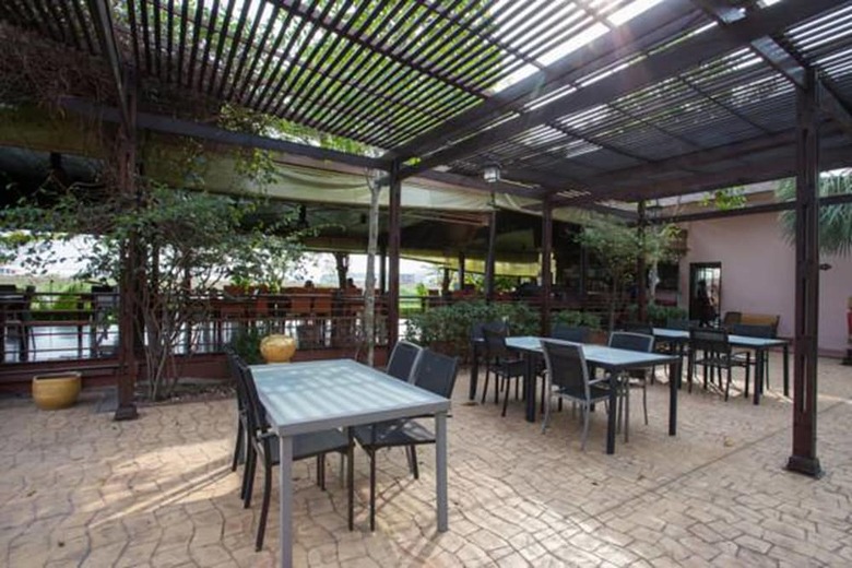 Hotel Ploykhumthong Boutique Resort