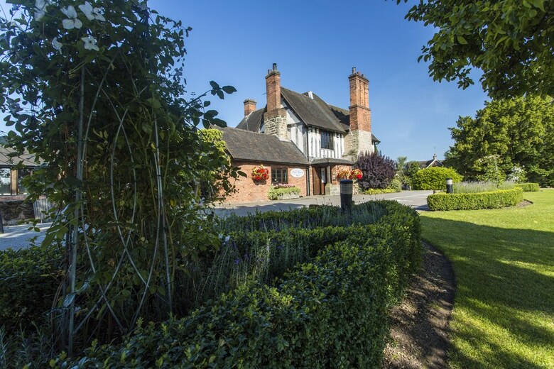 Hotel The Moat House