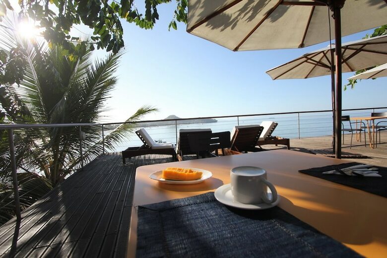Hotel L'heure Bleue