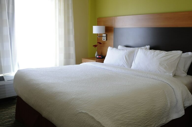 Hotel Towneplace Suites Redding