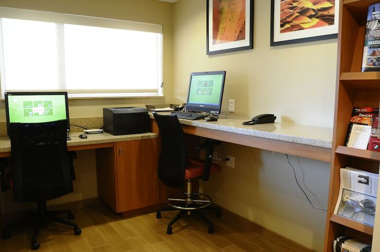 Hotel Towneplace Suites Redding